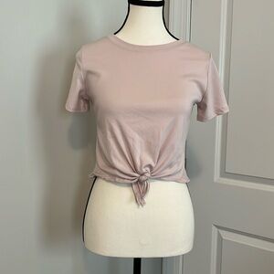 Light Pink Knotted Front Crop Top 💛